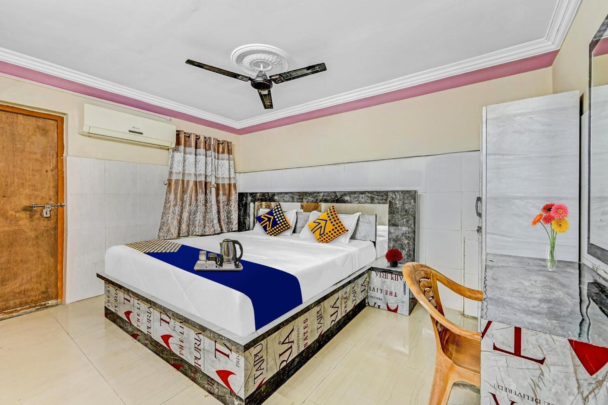 Hotel Spot On Svr Grand Vijayawāda Exteriér fotografie